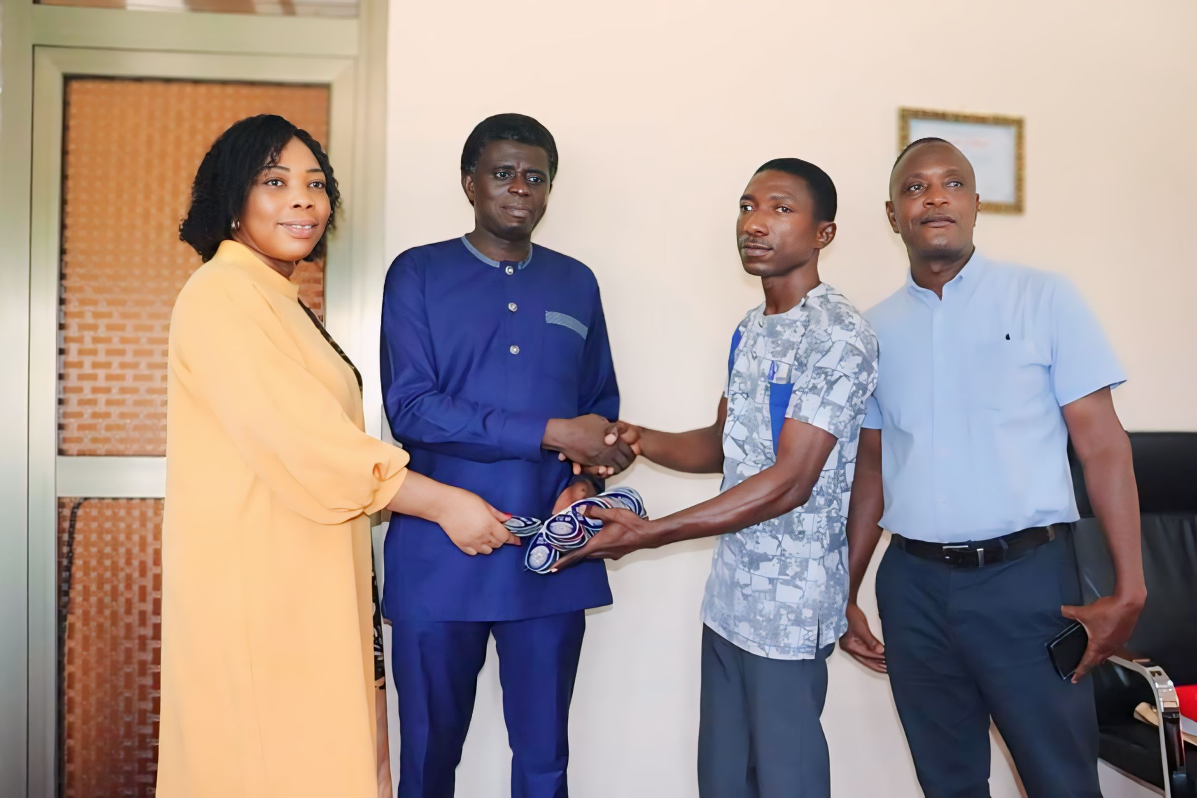 Donation of Keyholders to KTU by Mr Samuel Osei Sarpong