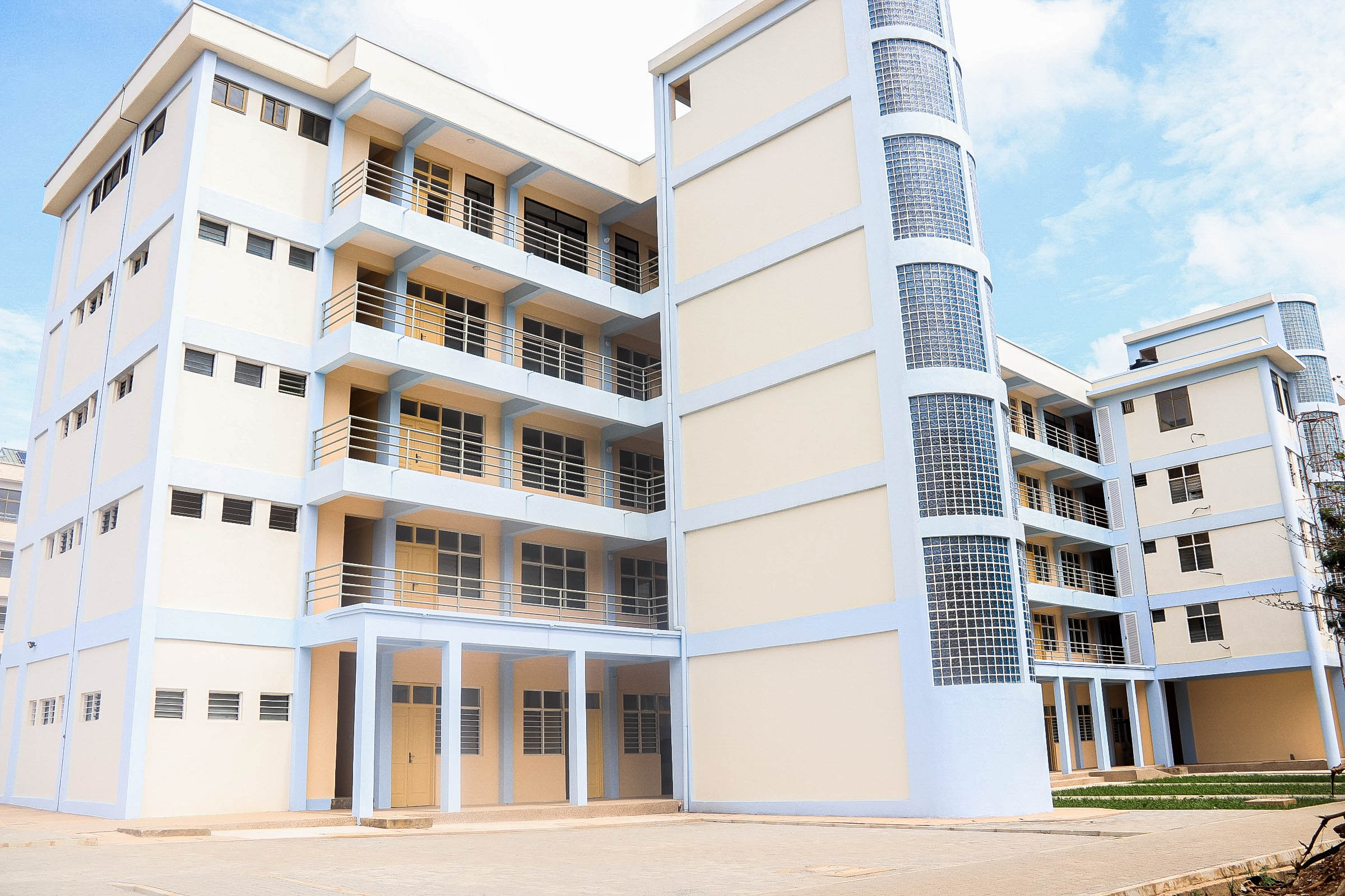 KTU Commissions New 5-Storey Multipurpose Engineering Facility